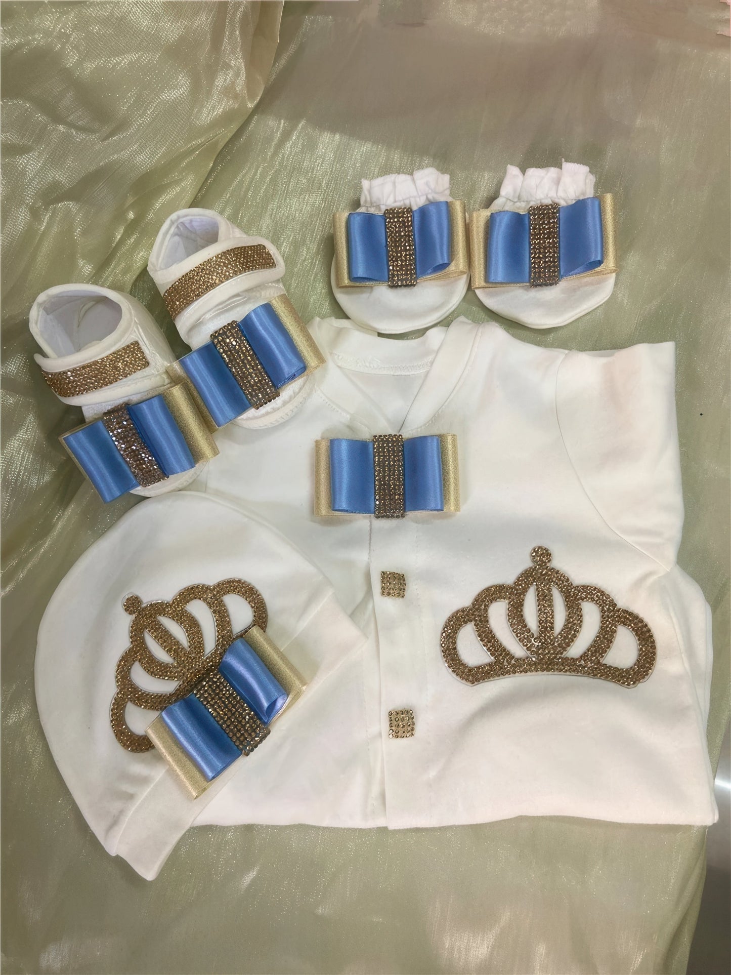 Personalized Newborn Outfit light blue gold
