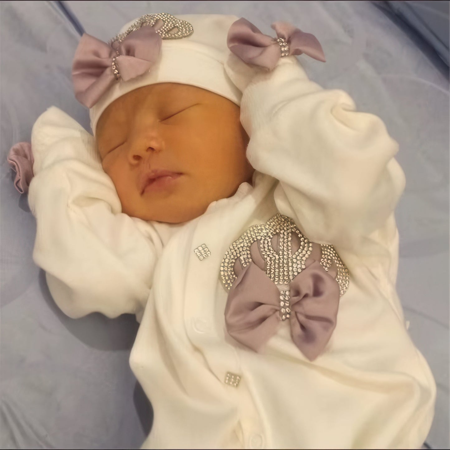 Personalized Newborn Outfit baby zoomed details