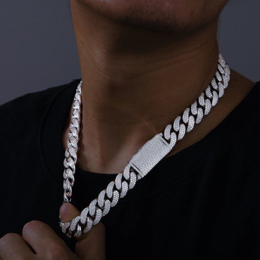 Moissanite Cuban Link Chain side