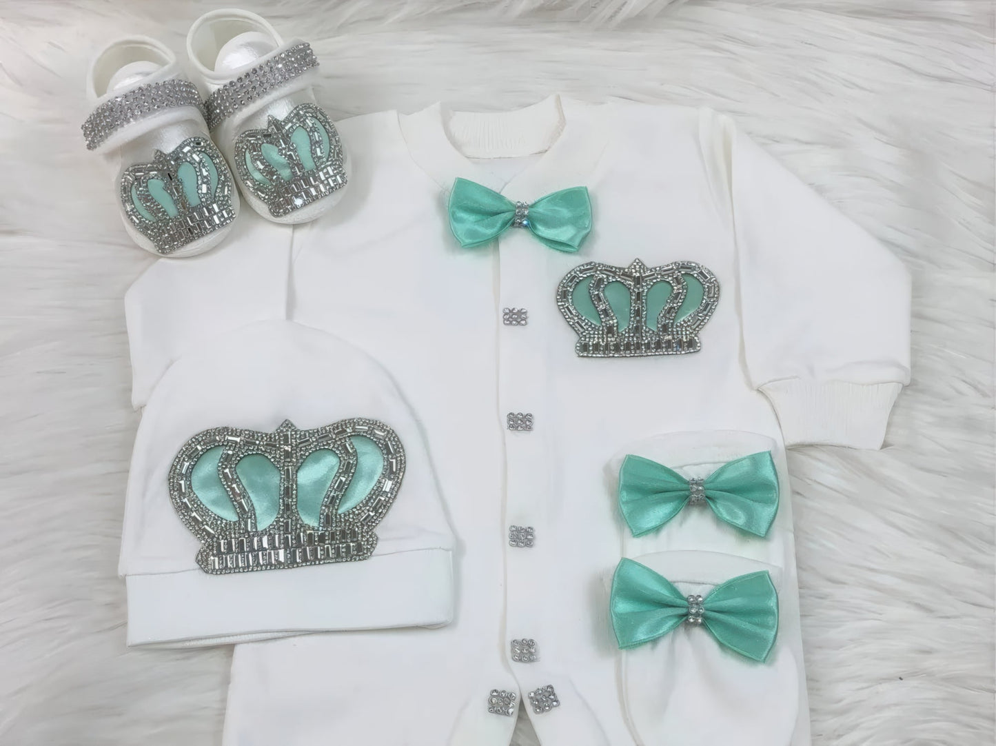 Personalized Newborn Outfit light green